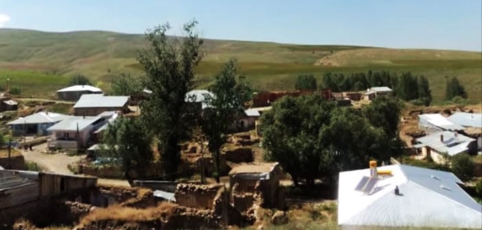 Erzincan Çayırlı Aşağı Kartallı Köyü (Avşen)